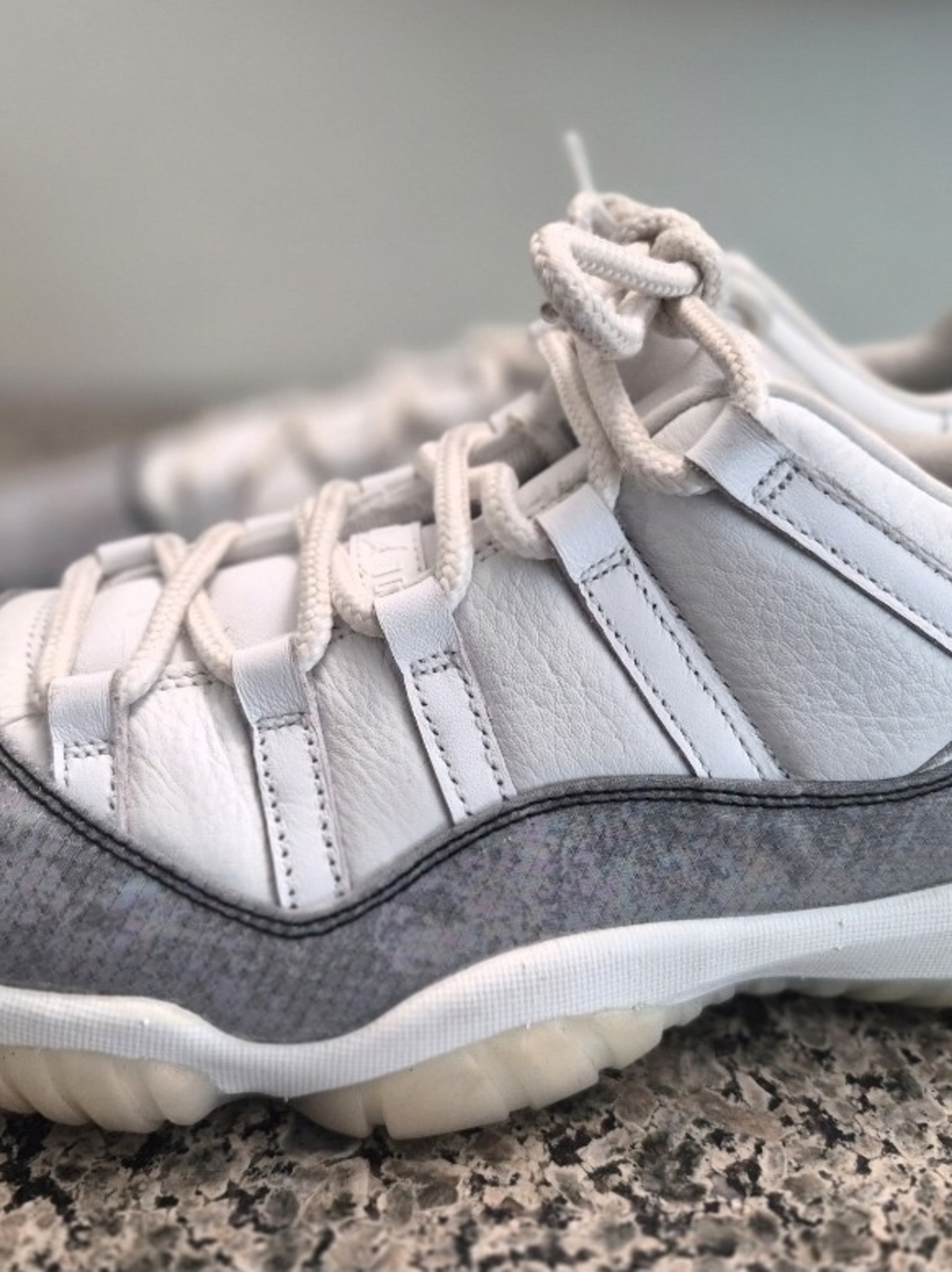 Jordan - Men's 11 - White and Grey Retro Low-Top Sneakers